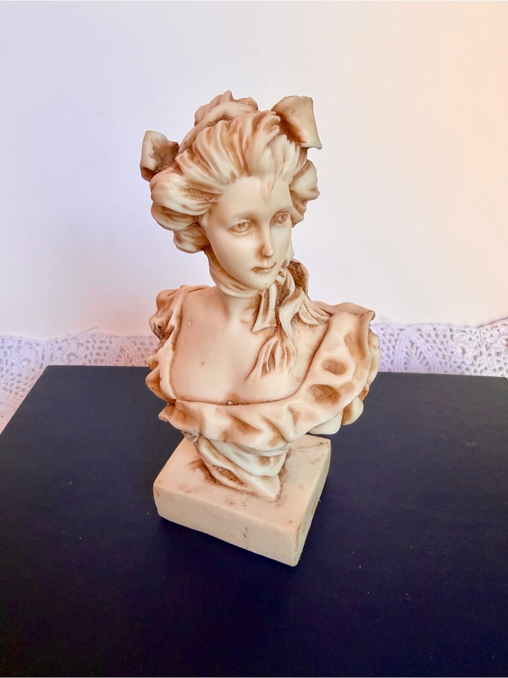Vintage K’s Collection Victorian Lady Bust Figurine Statue Home Decor 6”
